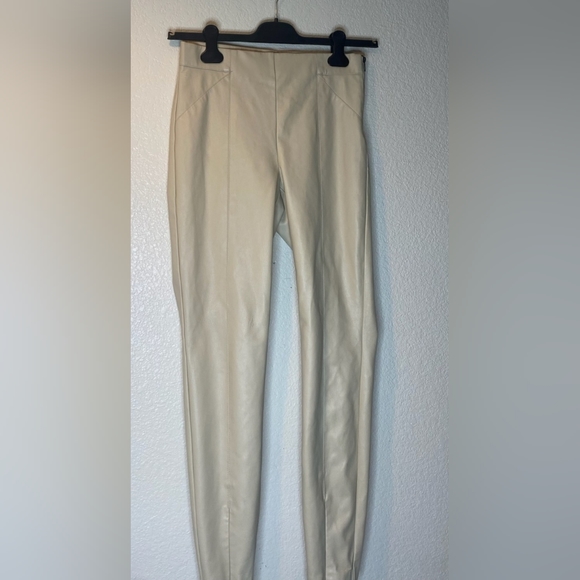 Zara Faux Leather Tights in Cream - Picture 6 of 15